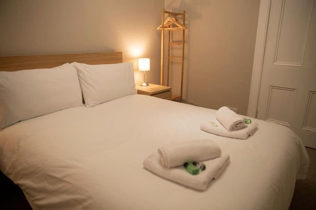 City Centre Apartment Inverness Ngoại thất bức ảnh